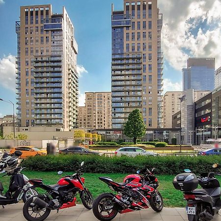 ורשה Lumina Spacious Apartment Near The Railway Station מראה חיצוני תמונה