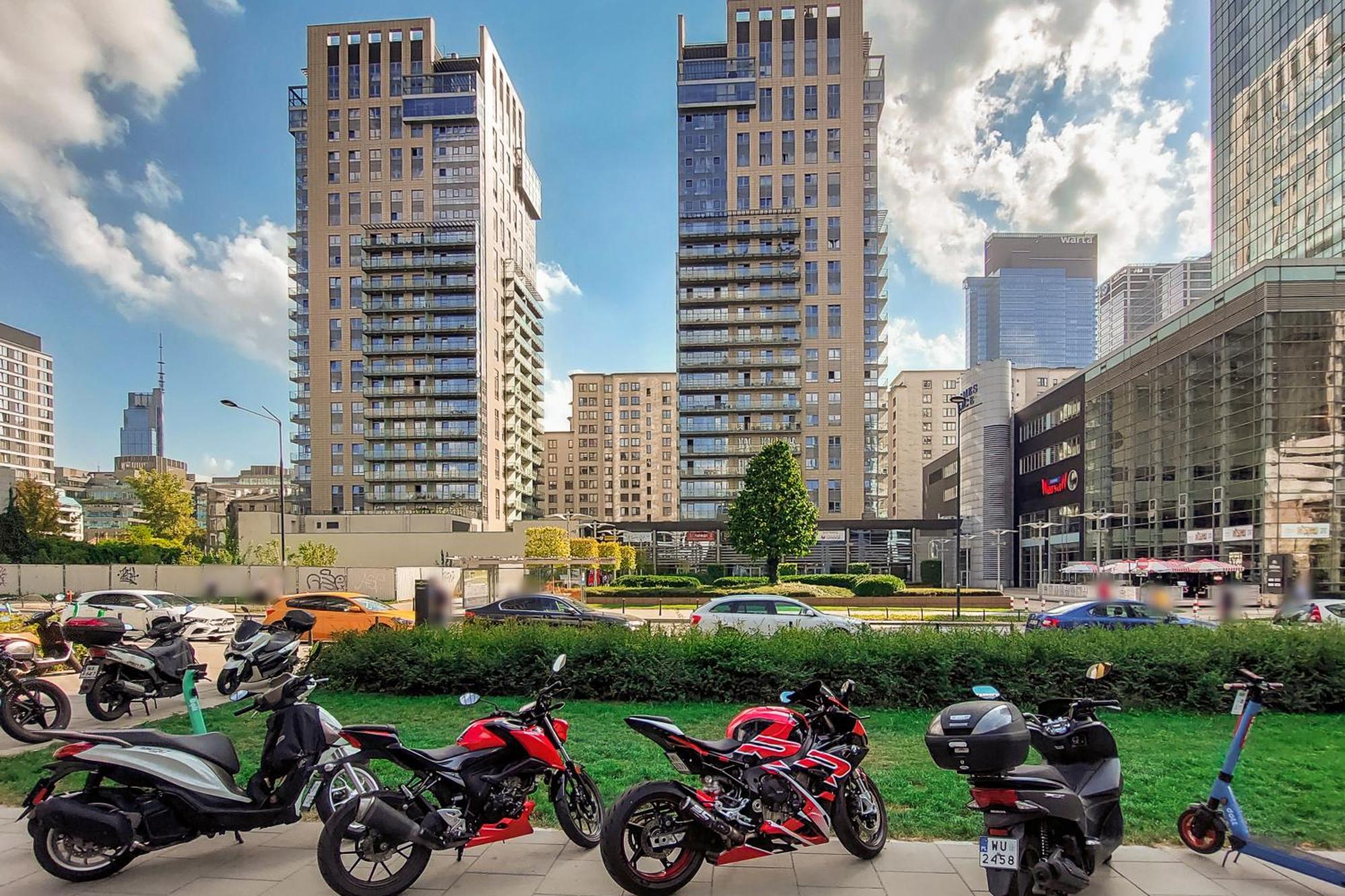 ורשה Lumina Spacious Apartment Near The Railway Station מראה חיצוני תמונה